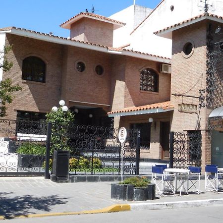 La Posada Alta Gracia Bagian luar foto